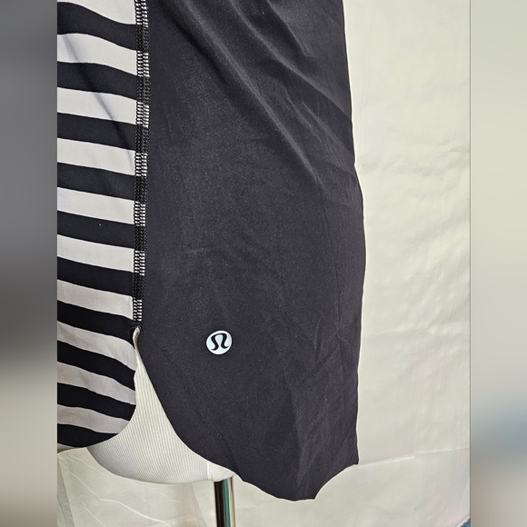 Lululemon Water Bound Singlet Apex Stripe Printed Black Dune - Picture 14 of 16